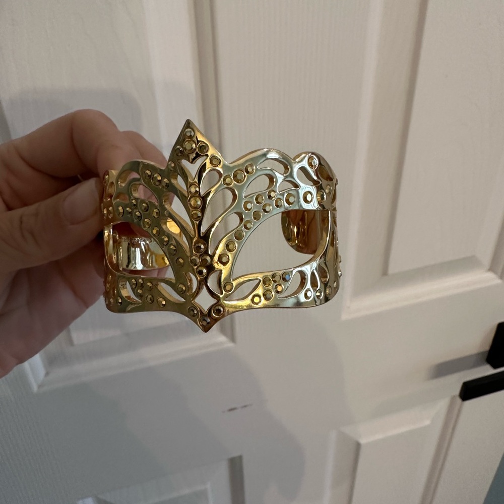 Kate spade masquerade mask  bracelet